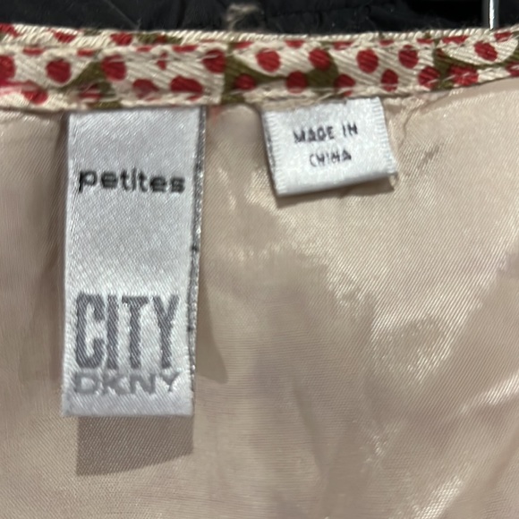 100% Silk skirt Petit DKNY in great condition - Picture 4 of 5